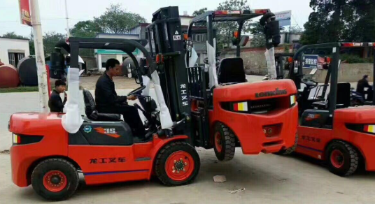 中国戏曲学院叉车出租